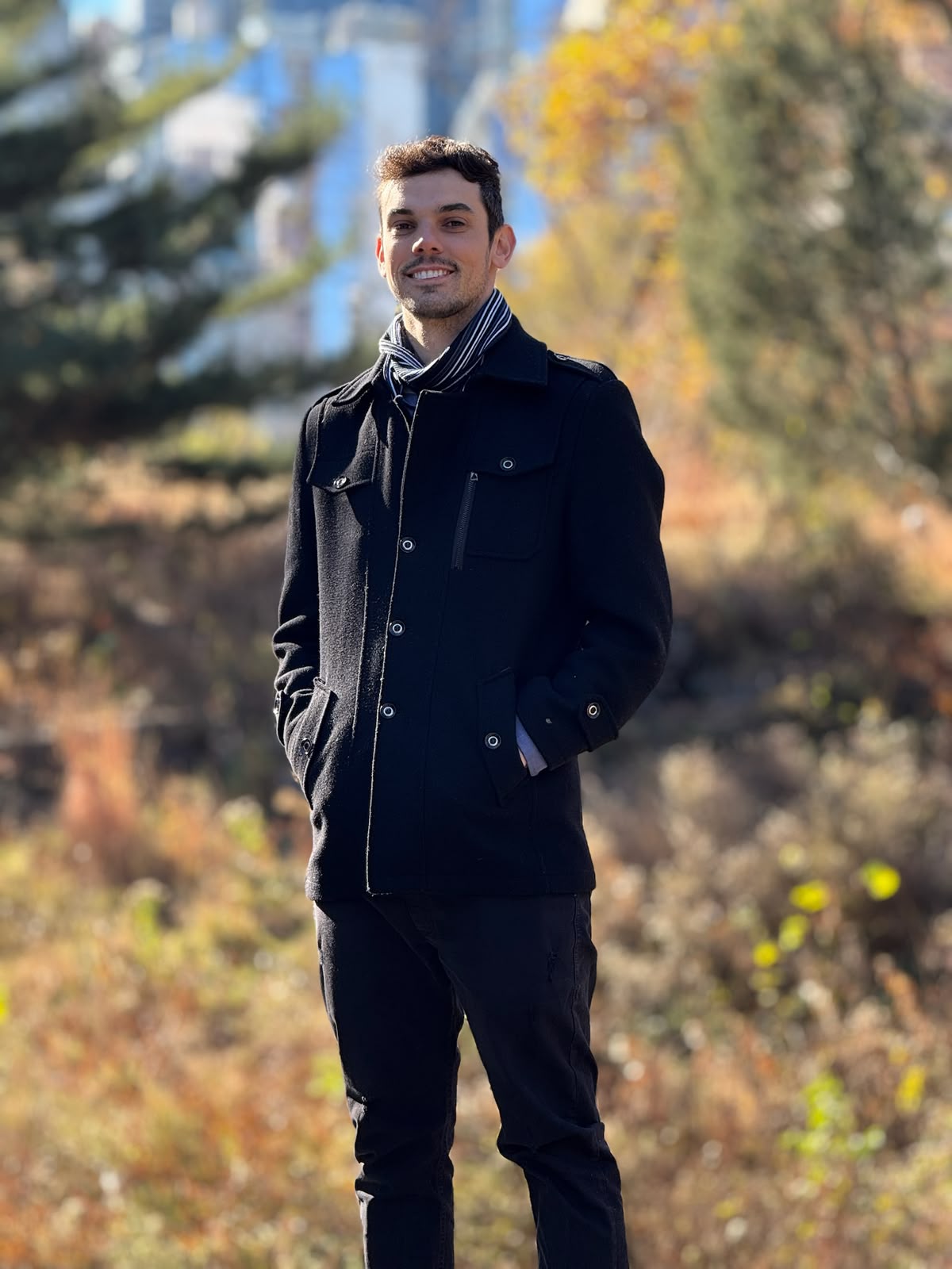 Dr. Vitor Leal